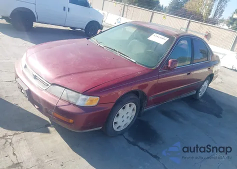 1996 Honda Accord Lx/Ex from USA, damaged, VIN 1HGCD5637TA048711